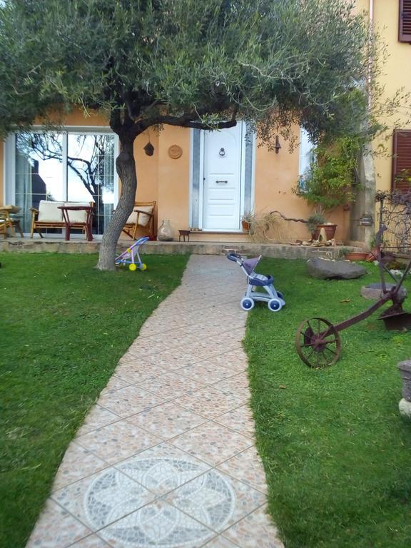 Il Tarlo Bed and Breakfast Seneghe Eksteriør billede